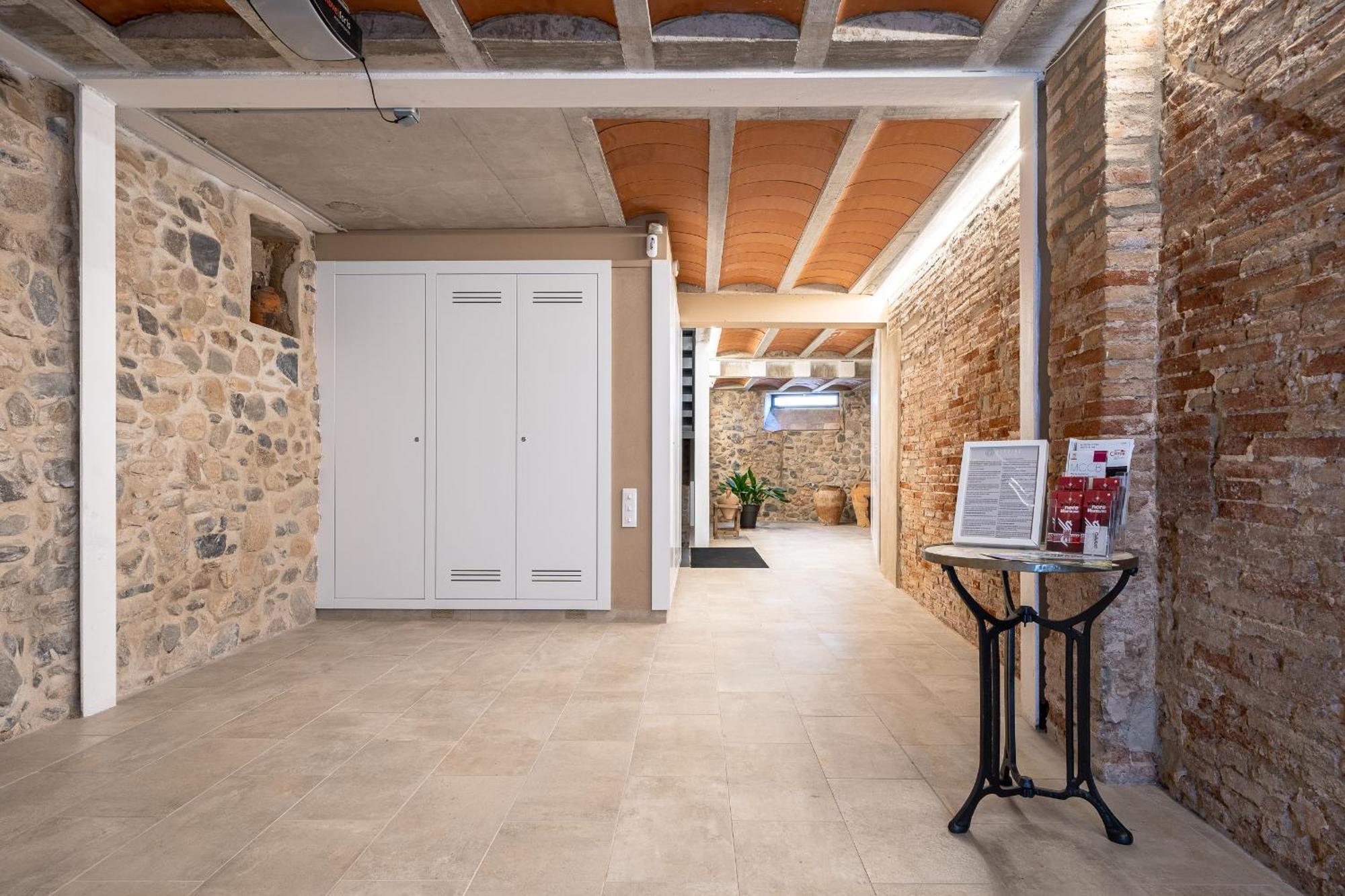 Hauzify I Apartaments Montblanc Exterior photo